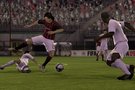   FIFA 09  foule la pelouse en images
